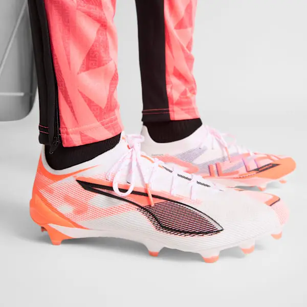 puma-ultra-5-ultimate-fg-unlimited-pack-108159-01 Category | SUFC Jerseys & Football Gear