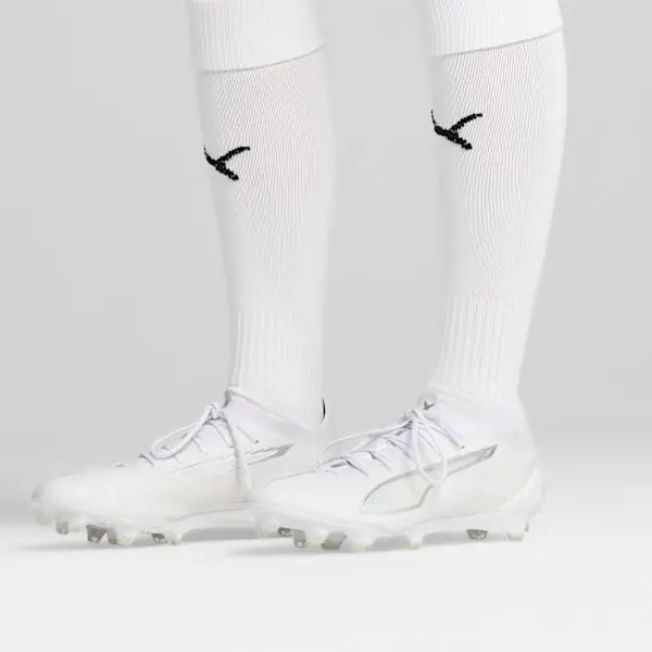 puma-ultra-5-ultimate-fg-white-pack-107683-04 Category | SUFC Jerseys & Football Gear